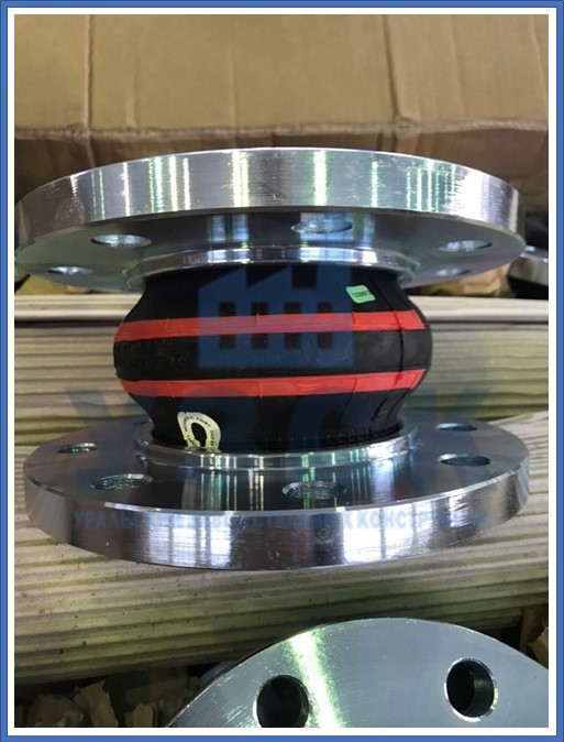 компенсатор резиновый фланцевый в Бердске